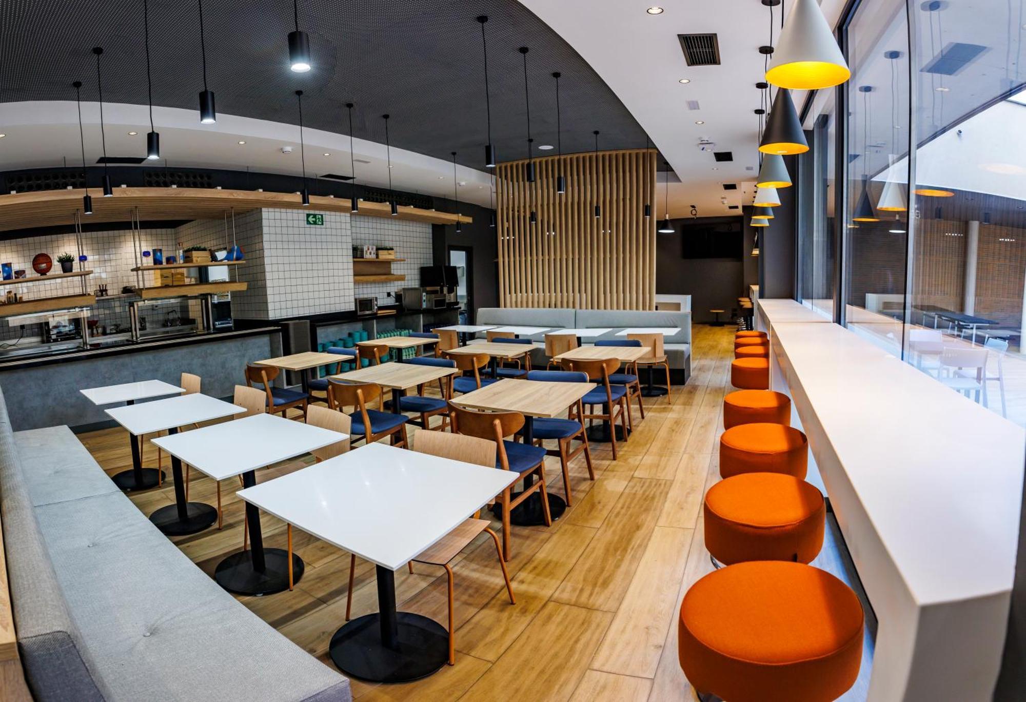Ibis Budget Logrono Centro Bagian luar foto