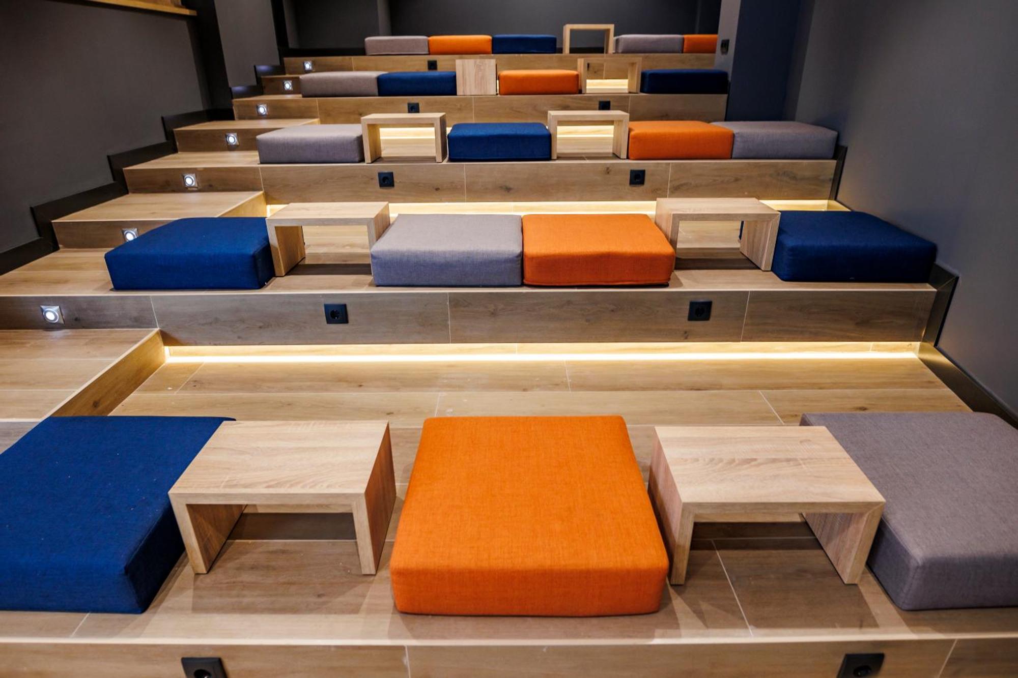 Ibis Budget Logrono Centro Bagian luar foto