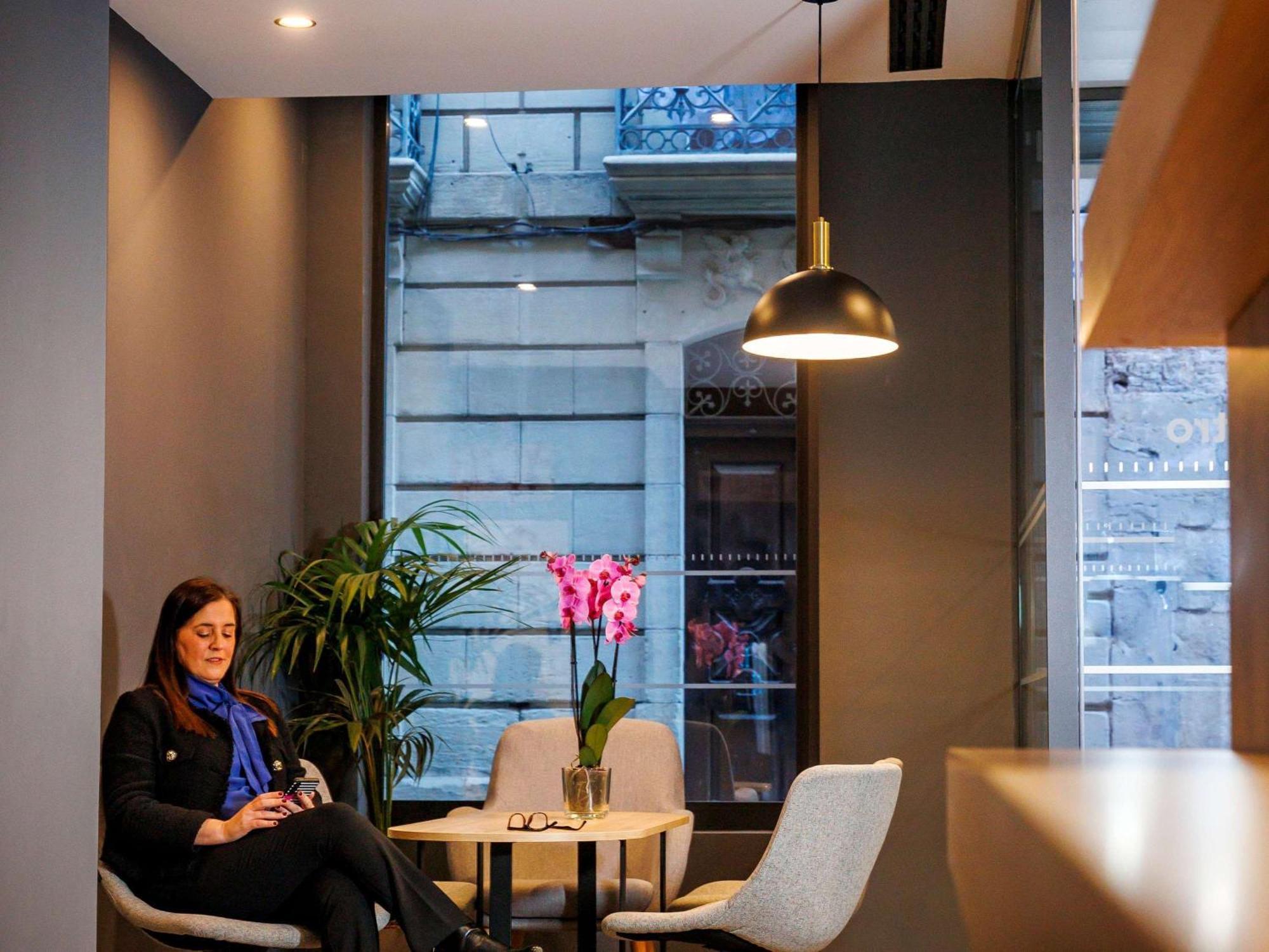 Ibis Budget Logrono Centro Bagian luar foto