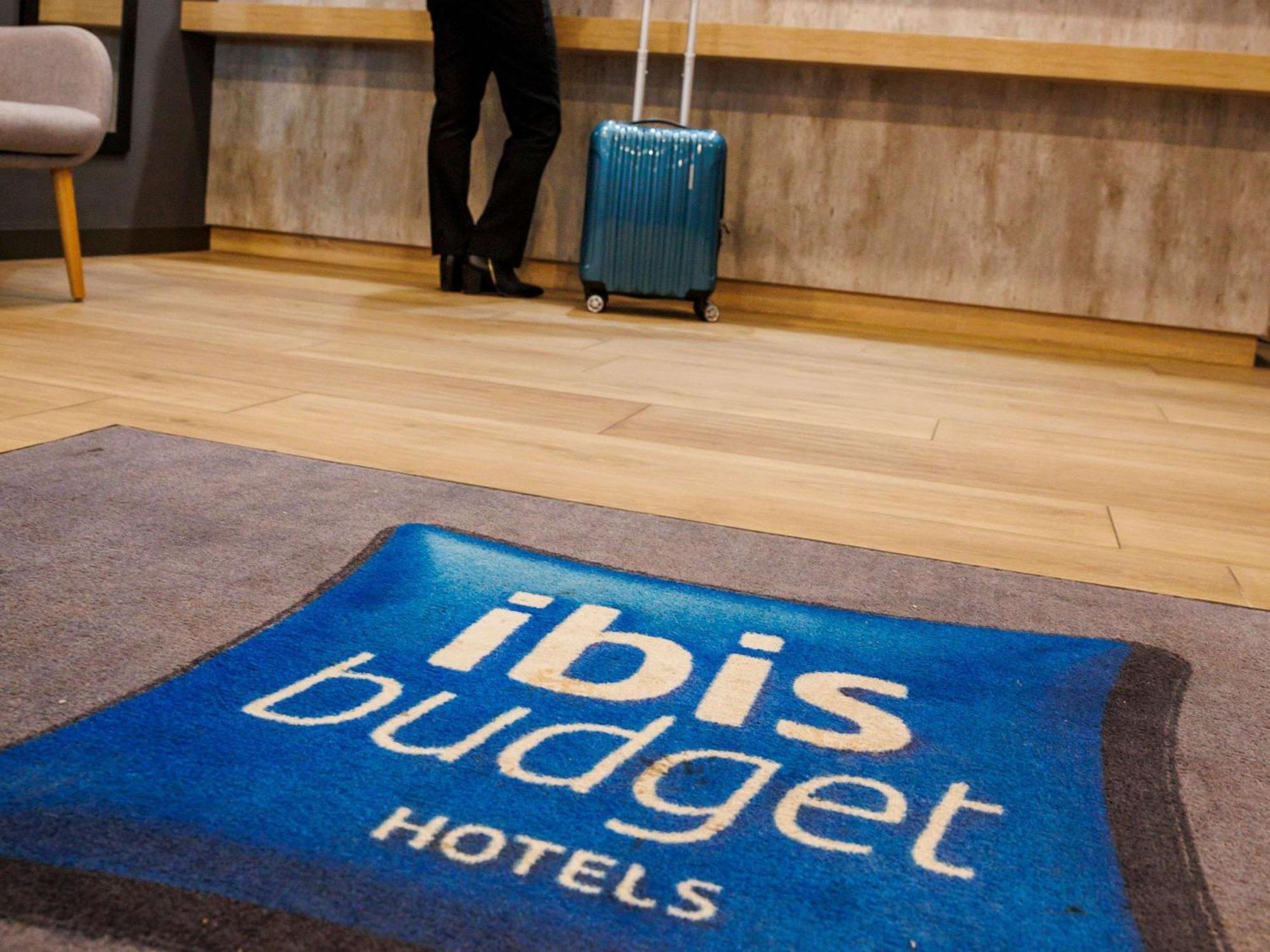 Ibis Budget Logrono Centro Bagian luar foto